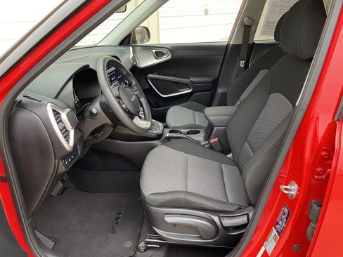 Used 2023 Kia Soul LX w/ Option Group 015 image 10