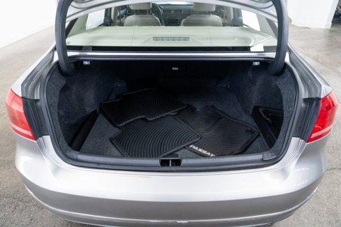 Used 2014 Volkswagen Passat TDI SEL Premium image 8