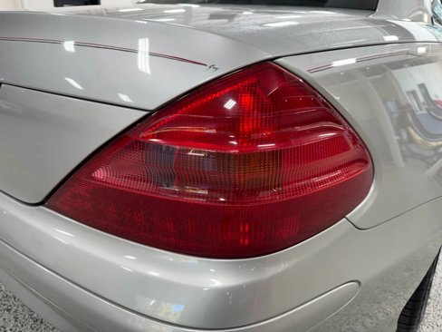 Used 2003 Mercedes-Benz SL 500 image 8