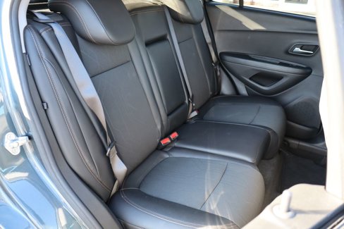 Used 2022 Chevrolet Trax LT w/ LT Convenience Package image 37