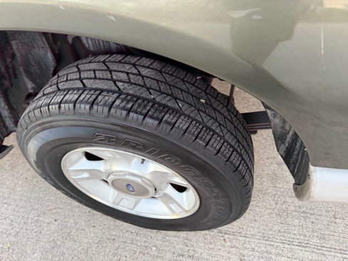 Used 2003 Ford Explorer Sport Trac 2WD image 12