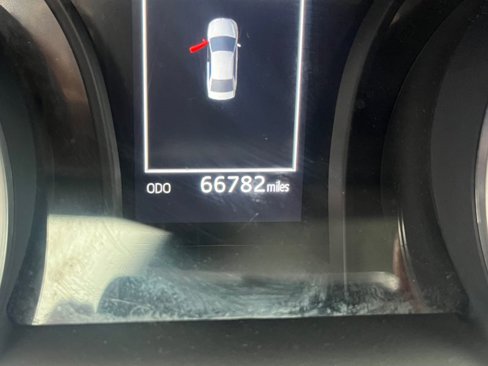 Used 2023 Toyota Camry LE image 2