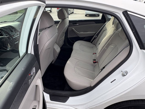 Used 2019 Hyundai Sonata SE image 19