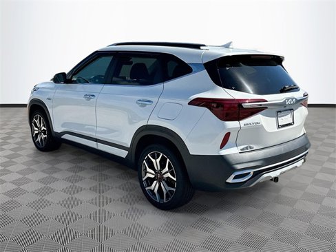 Used 2022 Kia Seltos SX w/ Sunroof Package image 6