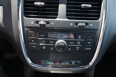Used 2018 Dodge Grand Caravan GT image 20