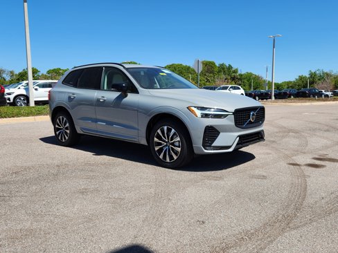 New 2025 Volvo XC60 B5 Core image 1