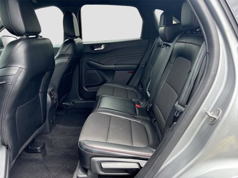 Used 2024 Ford Escape ST-Line w/ Cold Weather Package image 27
