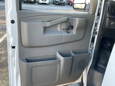 Used 2019 Chevrolet Express 3500 Extended w/ Driver Convenience Package image 13
