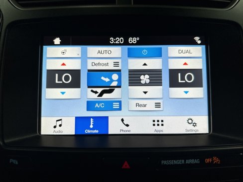 Used 2018 Ford Explorer XLT w/ Equipment Group 202A image 27