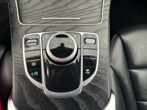 Used 2019 Mercedes-Benz GLC 300 image 27