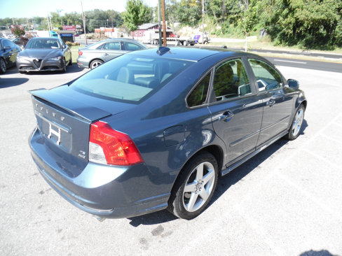 Used 2009 Volvo S40 T5 R-Design image 5