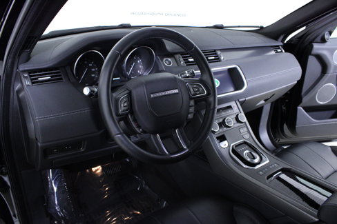 Used 2018 Land Rover Range Rover Evoque SE image 20