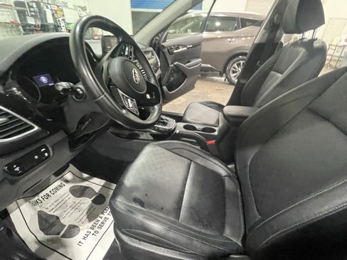 Used 2021 Kia Seltos EX image 12