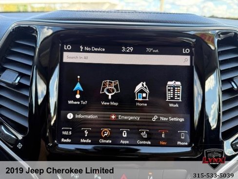 Used 2019 Jeep Cherokee Limited w/ Technology Group image 23