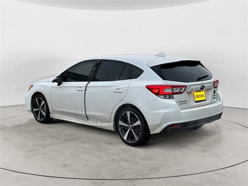 Used 2018 Subaru Impreza 2.0i Sport image 3