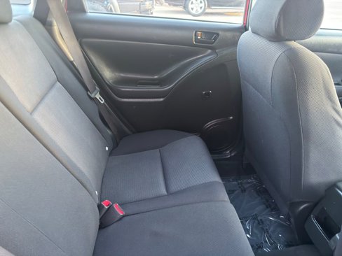 Used 2005 Pontiac Vibe w/ Power Group Value Package image 31