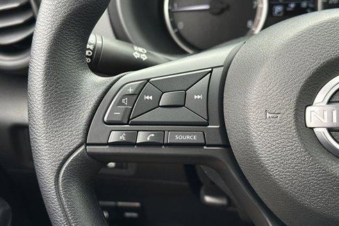 New 2025 Nissan Kicks Play S image 26