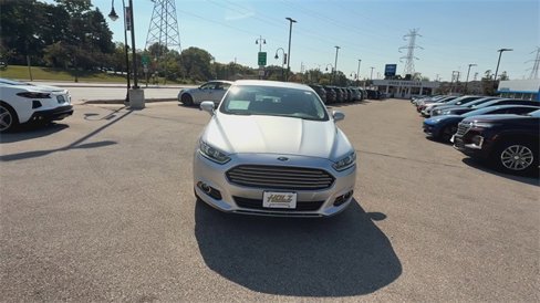 Used 2014 Ford Fusion Titanium image 3