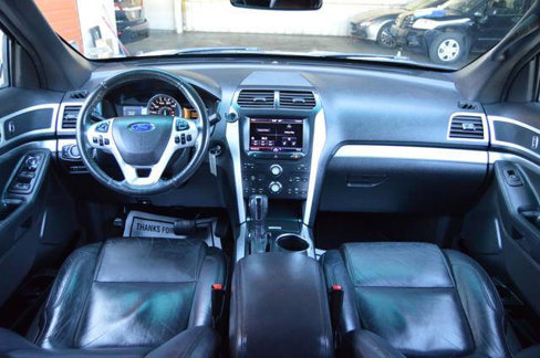 Used 2013 Ford Explorer XLT image 16