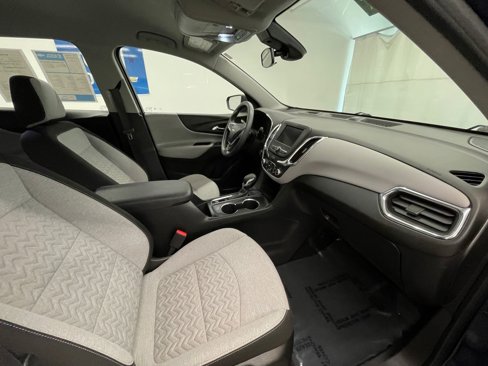 Used 2022 Chevrolet Equinox LS image 8