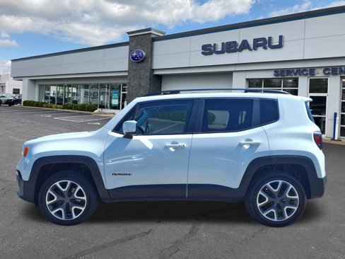 Used 2018 Jeep Renegade Latitude w/ Cold Weather Group image 3
