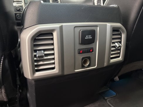 Used 2016 Ford F150 Lariat w/ Equipment Group 502A Luxury image 20