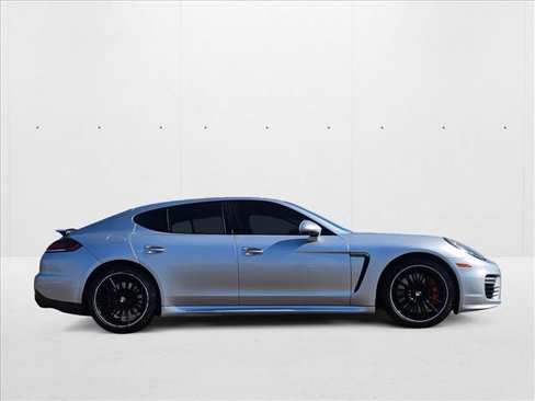 Used 2014 Porsche Panamera GTS image 4
