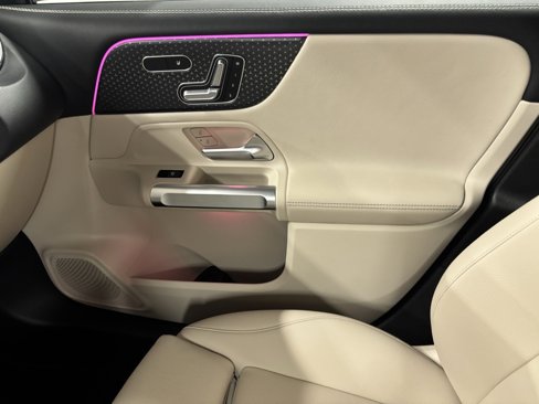 Certified 2025 Mercedes-Benz GLB 250 image 14