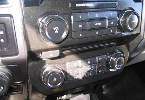 Used 2018 Ford F150 XLT w/ Equipment Group 302A Luxury image 28