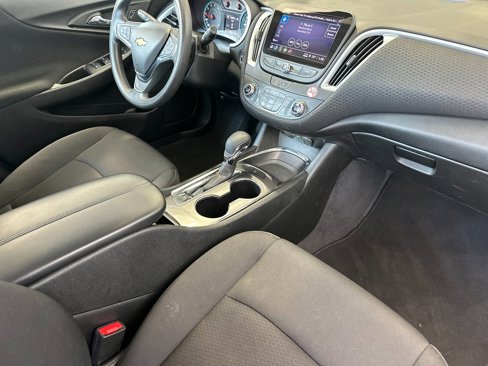 Used 2023 Chevrolet Malibu LT image 17