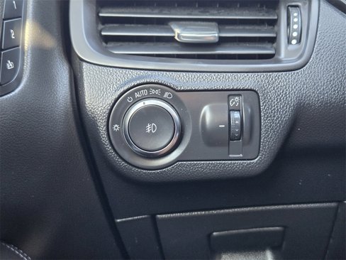 Used 2019 Buick Envision Essence image 20