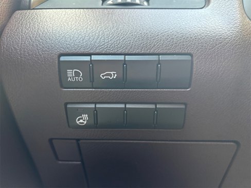 Used 2018 Lexus RX 350L FWD image 29