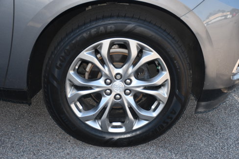Used 2019 Buick Enclave Avenir image 25