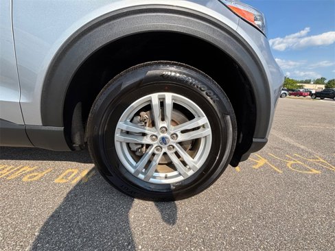 Used 2022 Ford Explorer XLT w/ Equipment Group 202A image 53