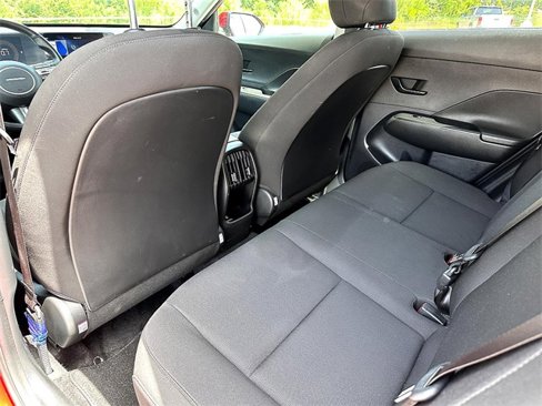 Used 2025 Hyundai Kona SEL image 26