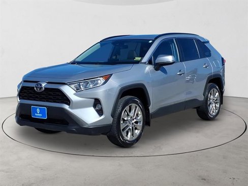 Used 2019 Toyota RAV4 XLE Premium image 1