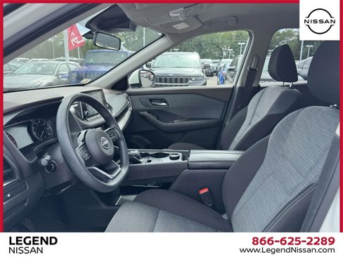 Used 2023 Nissan Rogue SV image 13
