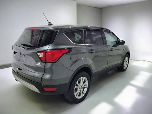 Used 2019 Ford Escape SE image 20
