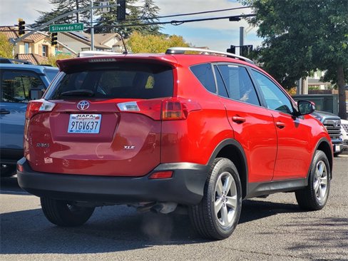 Used 2015 Toyota RAV4 XLE image 6