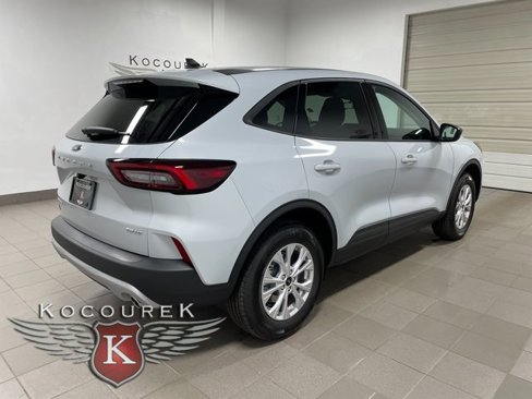 New 2025 Ford Escape Active image 6