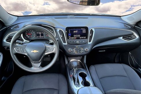 Used 2023 Chevrolet Malibu LT image 7