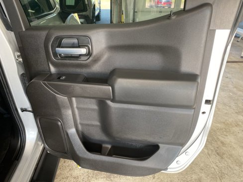 Used 2020 Chevrolet Silverado 1500 LT w/ All-Star Edition image 21