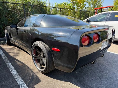 Used 1997 Chevrolet Corvette Coupe image 3