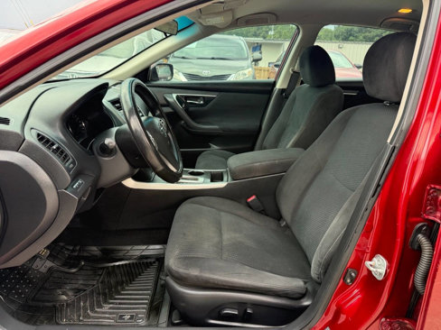 Used 2014 Nissan Altima 2.5 S image 10