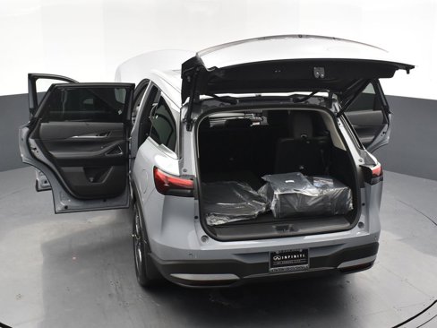 New 2026 INFINITI QX60 Luxe w/ Family Package image 35