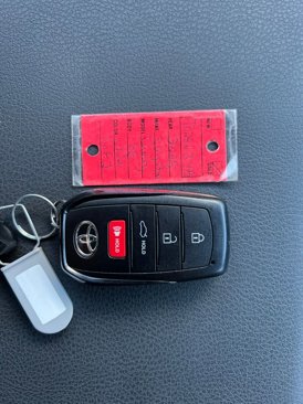 Used 2025 Toyota Camry SE image 15