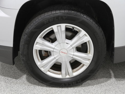 Used 2017 GMC Terrain SLE image 20