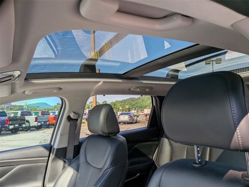 Used 2022 Hyundai Santa Fe SEL w/ Convenience + Premium Package image 16