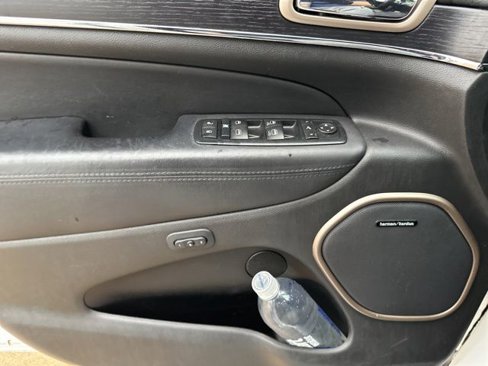 Used 2015 Jeep Grand Cherokee Summit image 18