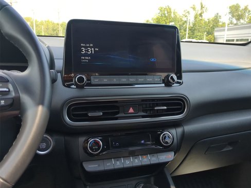Used 2022 Hyundai Kona Limited image 20